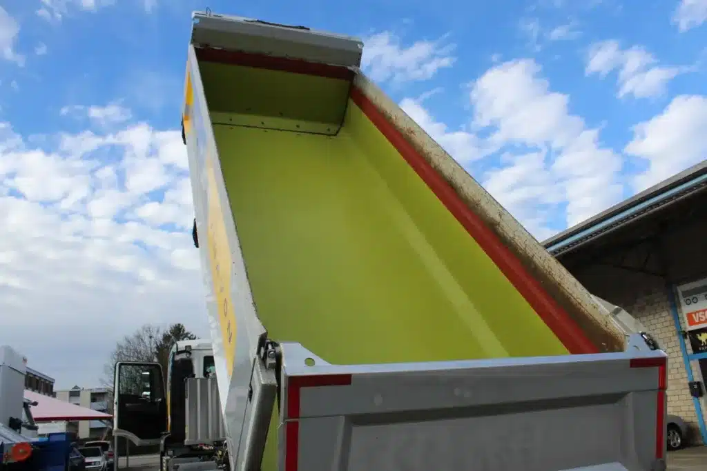 QuickSilver HD 12mm Kipper Auskleidung, Nüssli Fahrzeugbau AG, Schweiz, LKW