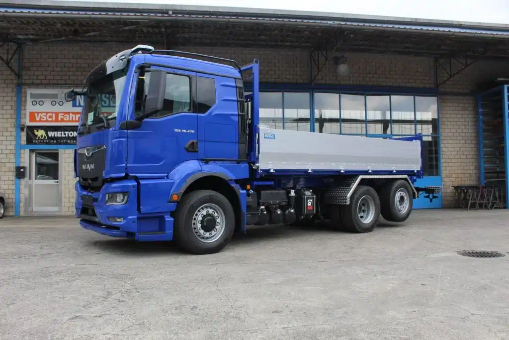 Nüssli Fahrzeugbau AG, Fahrzeugbauer Schweiz, Feste Kippbrücke, Hoppler Tiefbau, LKW Aufbau, MAN LKW, Swissmade