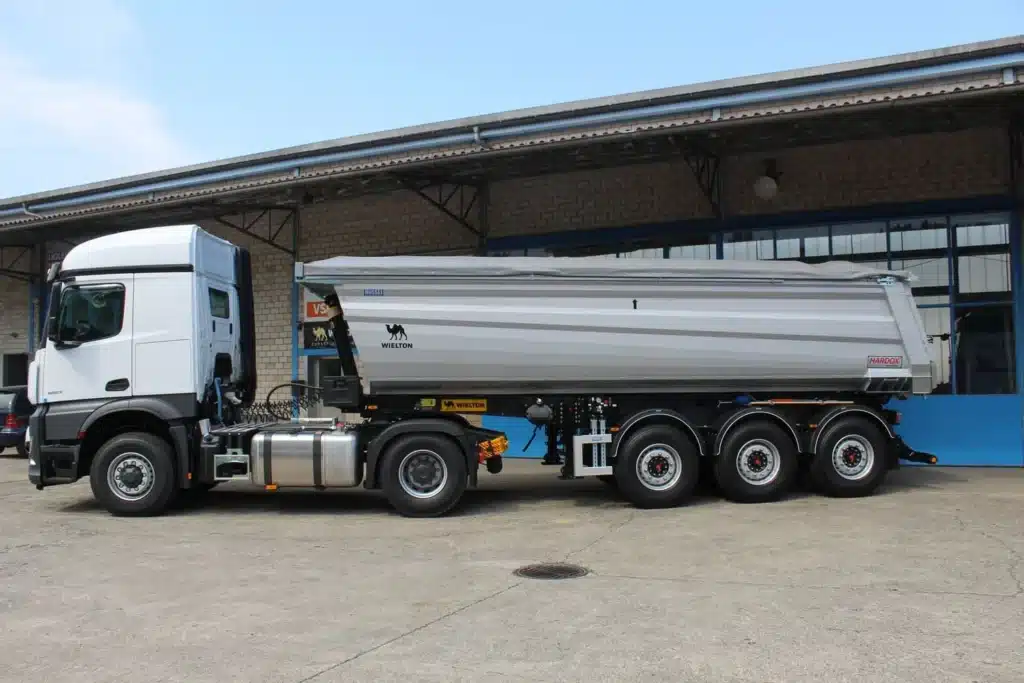 Nüssli Fahrzeugbau AG, Fahrzeugbauer Schweiz, 3-Achs Kippsattelauflieger, Mercedes Benz Trucks AG Schweiz