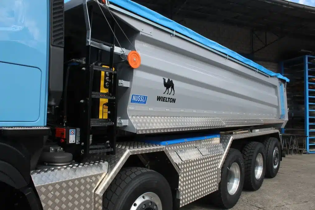 Nüssli Fahrzeugbau AG, Wielton Kipper, 5 Achs Kipper, Kipper Schweiz, Iveco Kipper, Rückwärtskipper, Kippaufbau