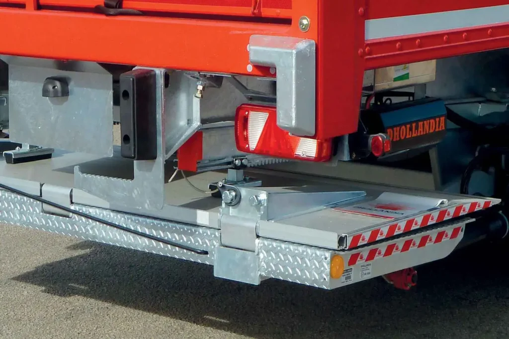 Fruehauf Schweiz, Nüssli Fahrzeugbau AG, Cityliner, Curtainsider, Kofferauflieger, Auflieger, Hebebühne