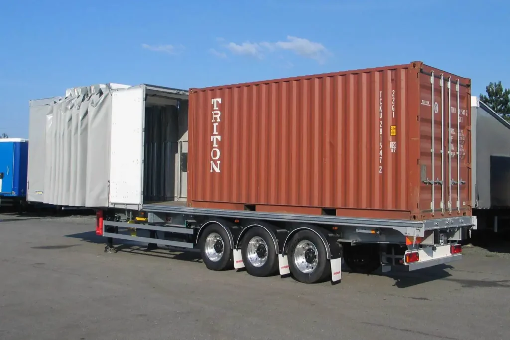 Fruehauf Schweiz, Nüssli Fahrzeugbau AG, Cityliner, Curtainsider, Kofferauflieger, Auflieger, Hebebühne
