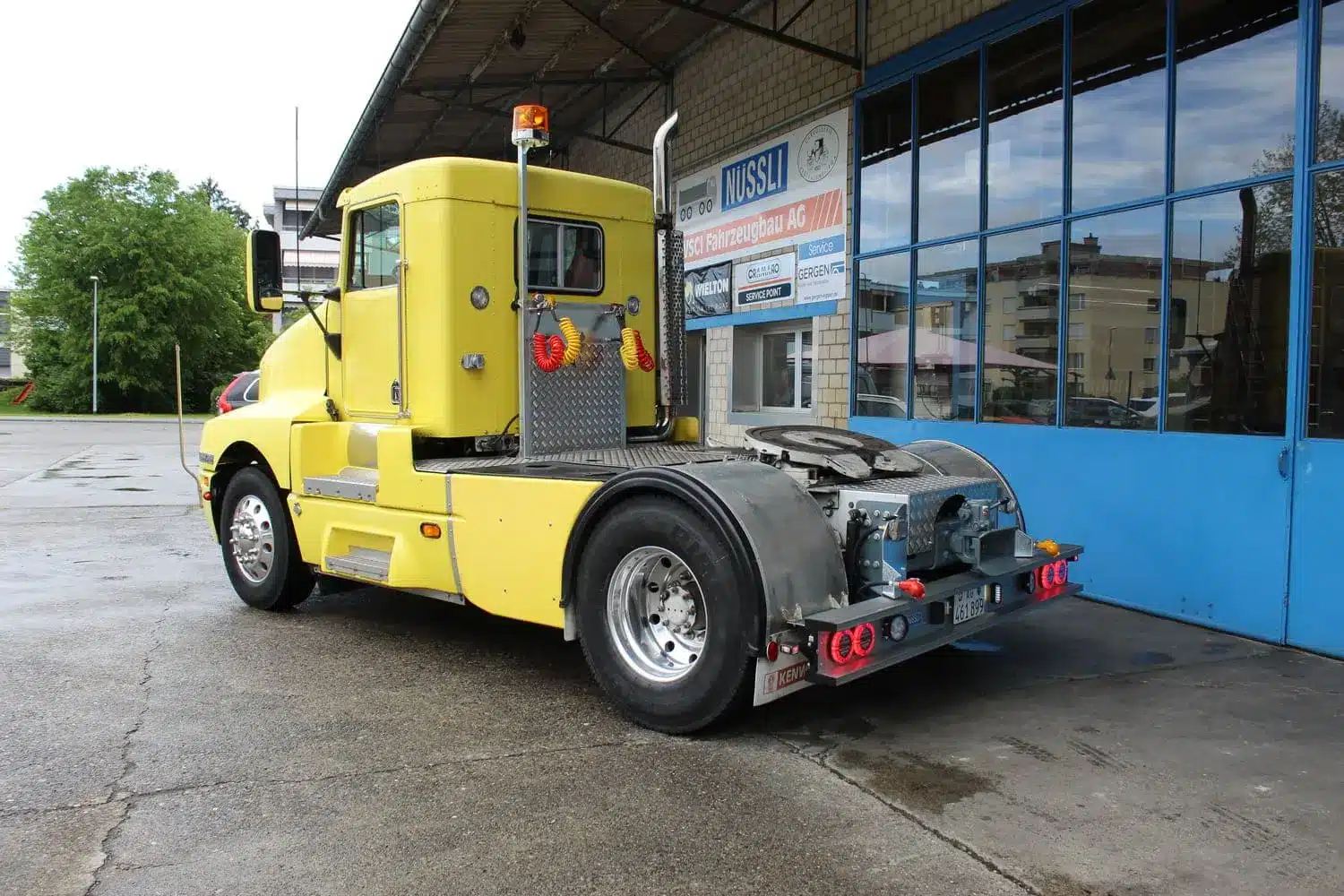 Nüssli Fahrzeugbau AG, Umbau Kenworth T600B, LKW Umbau Schweiz, Fahrzeugbauer, Custom Lastwagen