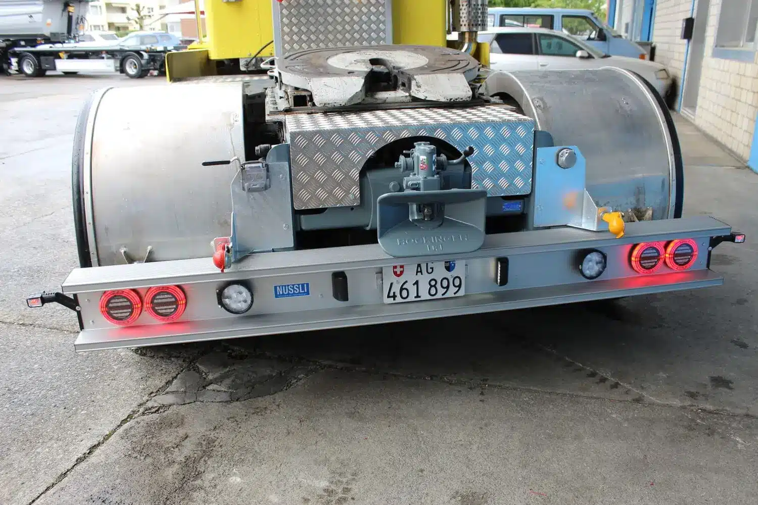 Nüssli Fahrzeugbau AG, Umbau Kenworth T600B, LKW Umbau Schweiz, Fahrzeugbauer, Custom Lastwagen