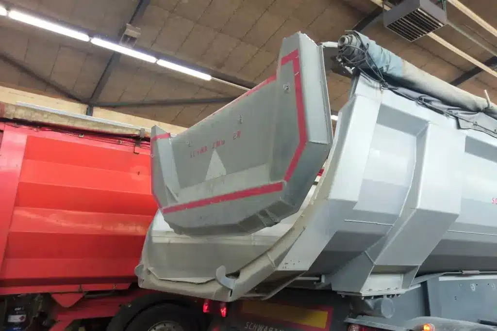 Nutzfahrzeug Reparaturen und Revisionen, Reparatur LKW Aufbau, Schweiz, Fahrzeugbau, Nüssli Fahrzeugbau AG