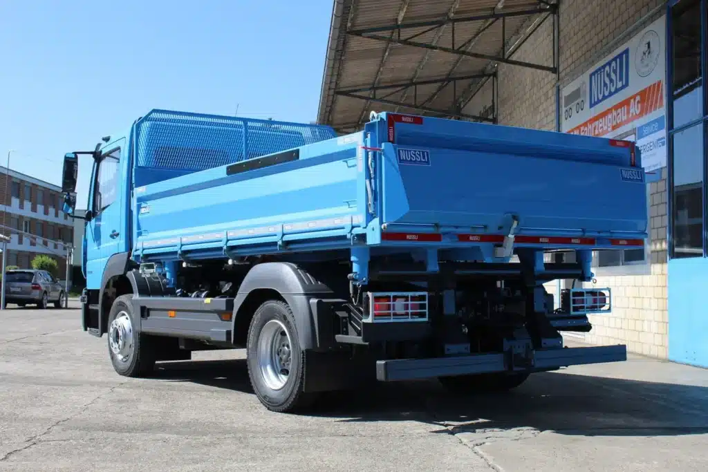 Mercedes Benz Trucks Schweiz, Atego 3-Seitenkipper mit Sörling, Nüssli Fahrzeugbau AG, Fahrzeugbau Schweiz, Kipper Schweiz