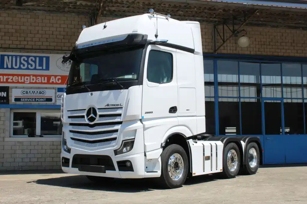 Mercedes Benz Trucks Schweiz, Actros L Custom Umbau, Fahrzeugbau Schweiz