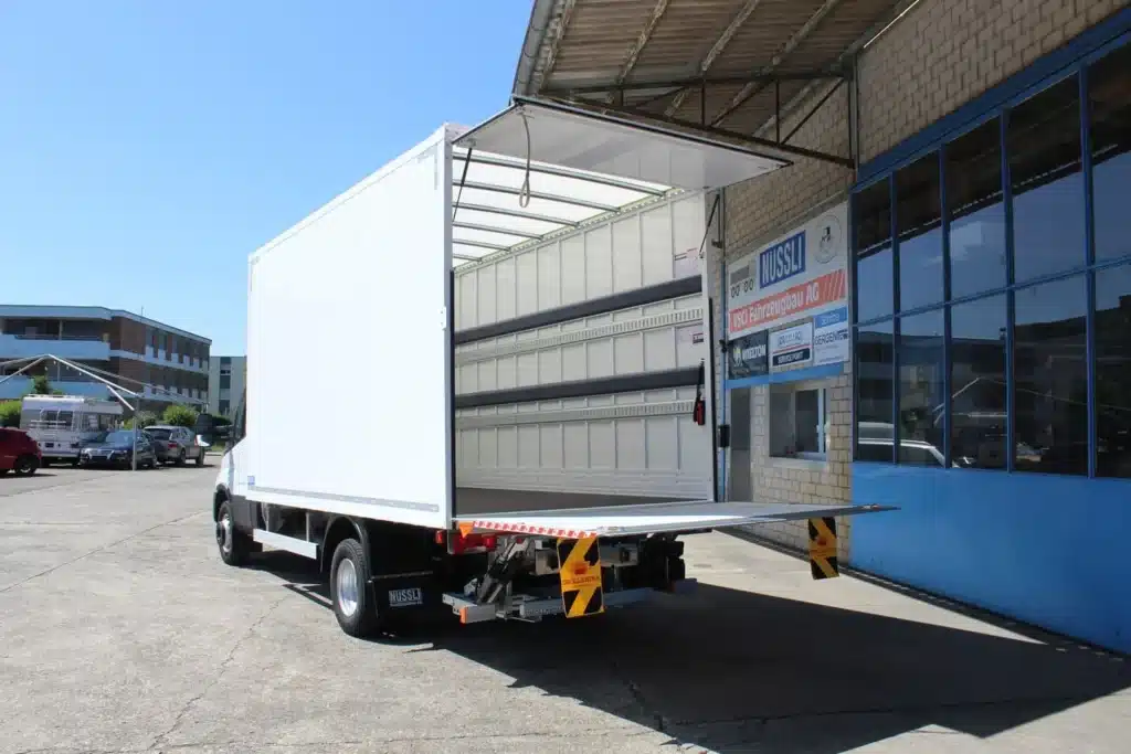 Iveco Daily, Umzugswagen, Transporter, Schweiz, Fahrzeugbau
