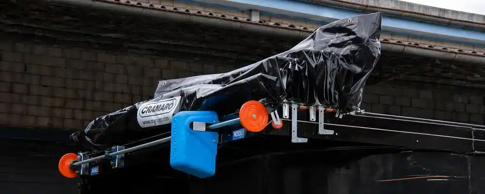 Cramaro Cabriolé auf Betonsilo Auflieger, Schweiz, Fahrzeugbau